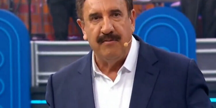 Ratinho defende Otávio Mesquita em polêmica